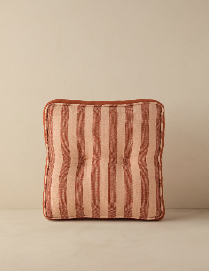 #color::rust #style::square #fill-type::polyester