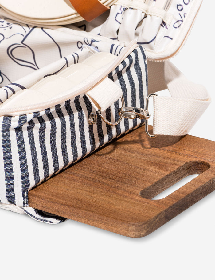 #color::lauren's-navy-stripe