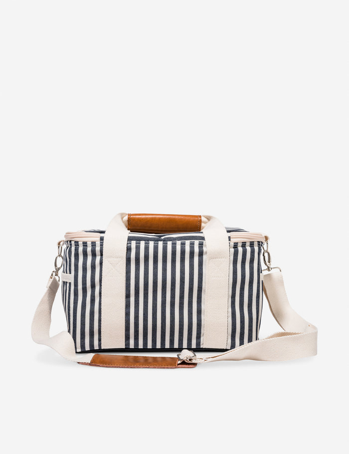 #color::lauren's-navy-stripe