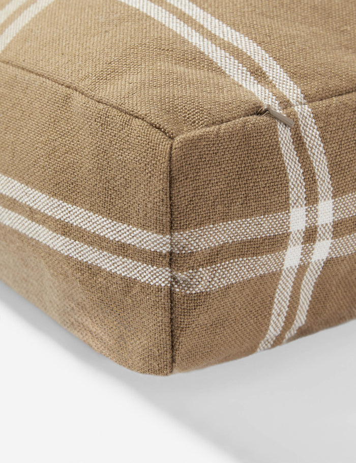 #color::khaki #size::small #size::medium #size::large