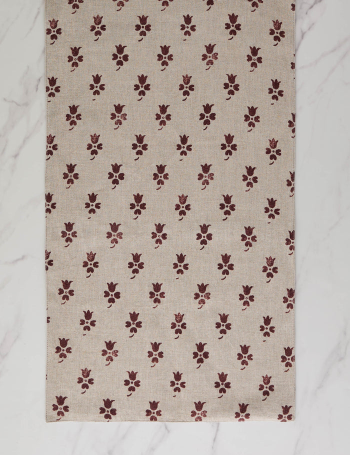 #color::cranberry #style::90- #style::120-