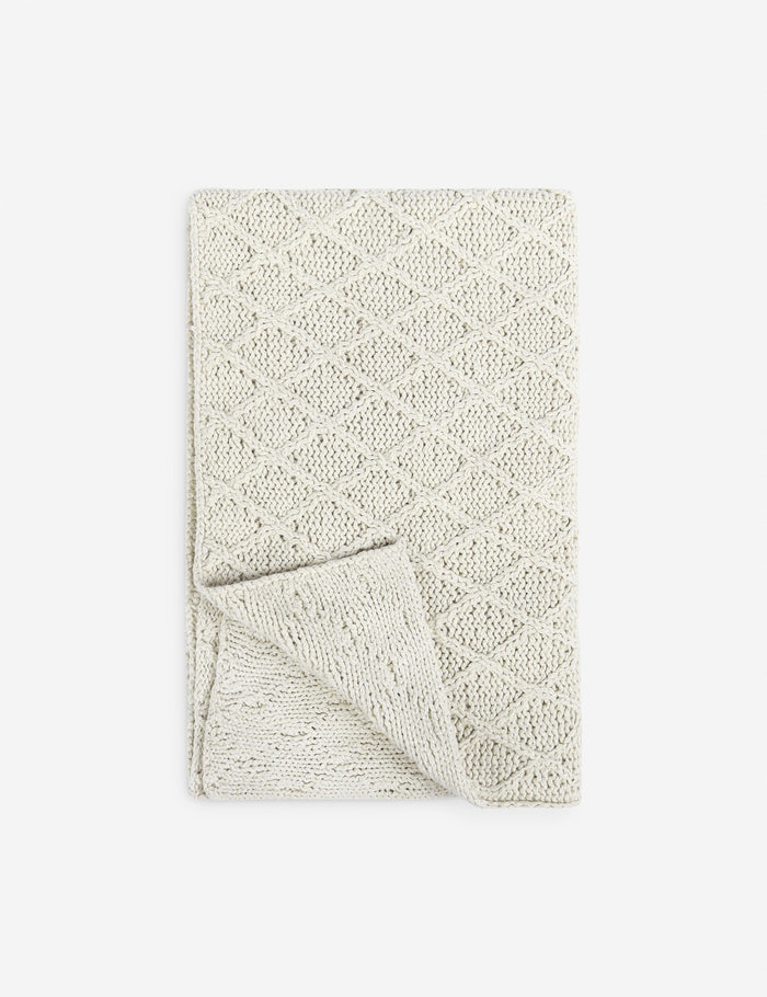 #color::ivory
