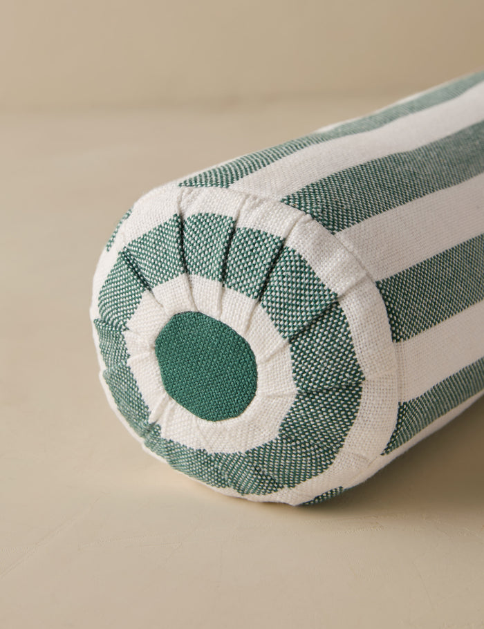 #color::emerald #style::bolster #style::long-bolster #fill-type::polyester