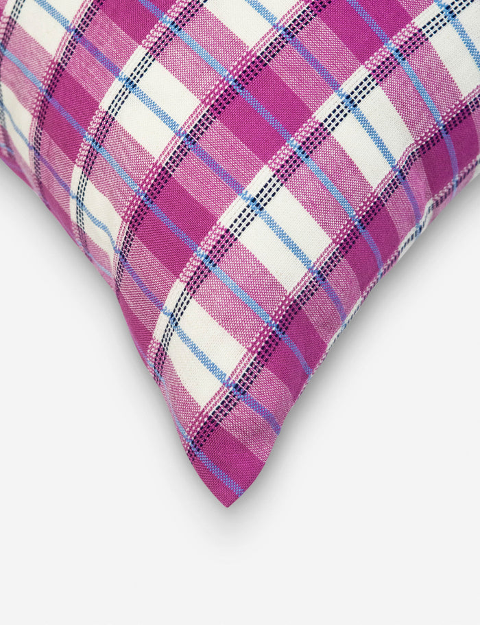 #color::pink-and-white #size::square #size::lumbar