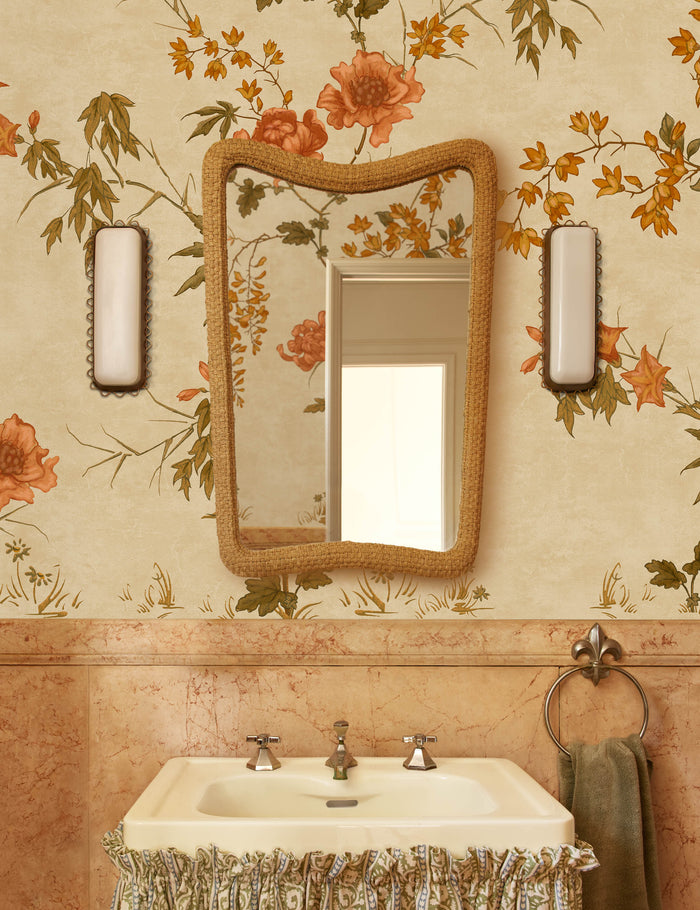 #color::burnished-brass #size::large