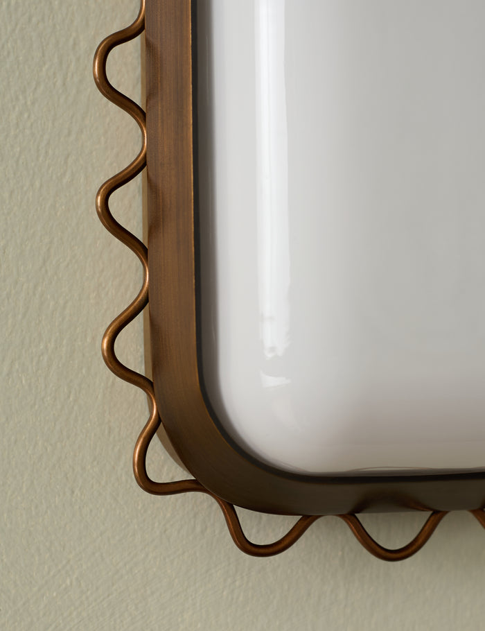 #color::burnished-brass #size::large
