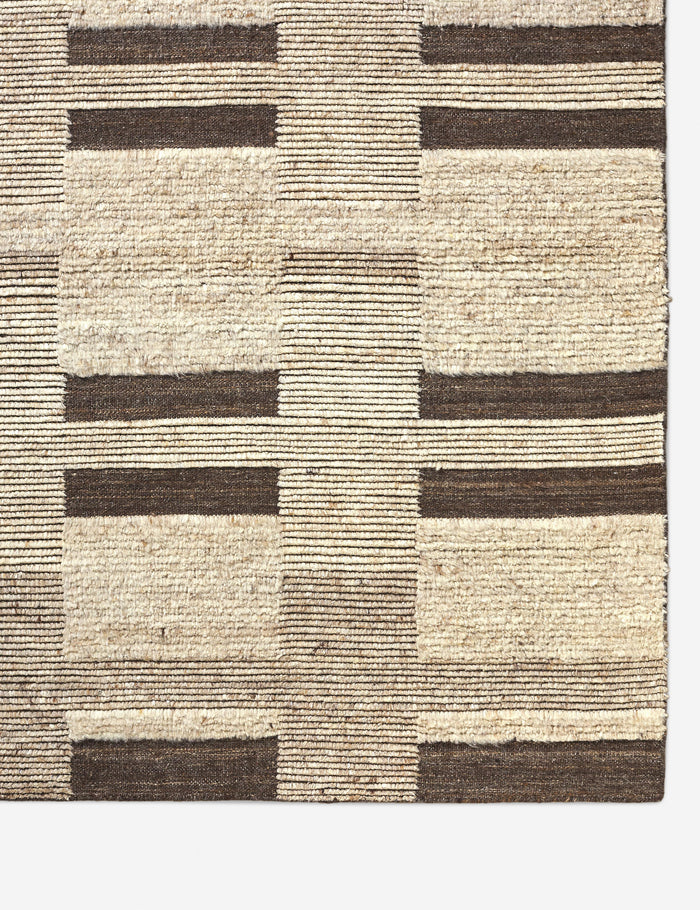 #color::brown-and-beige #size::2--x-3- #size::6--x-9- #size::8--x-10- #size::9--x-12- #size::10--x-14-