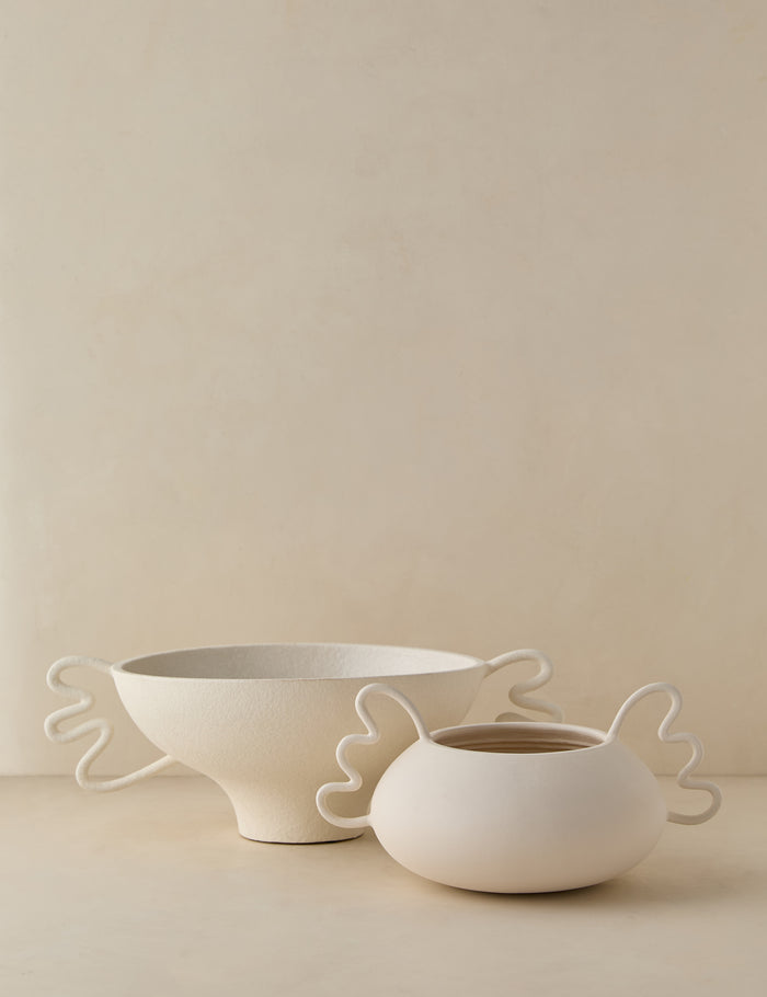 #color::ivory #style::small #style::large