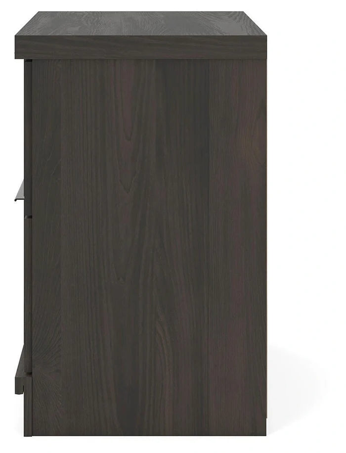 Shaehartin Nightstand