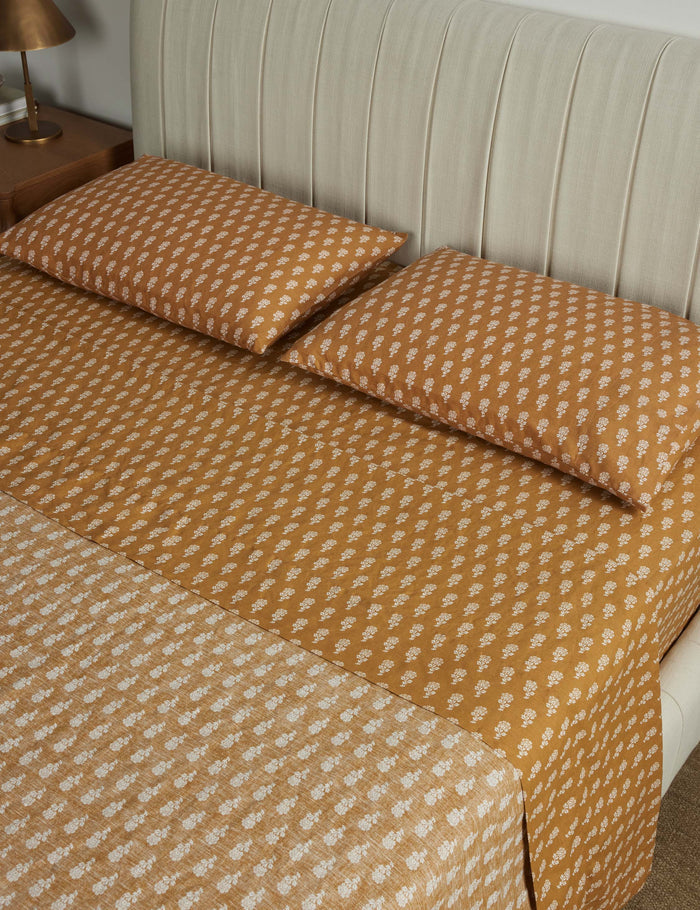 #color::marigold #size::standard #size::king