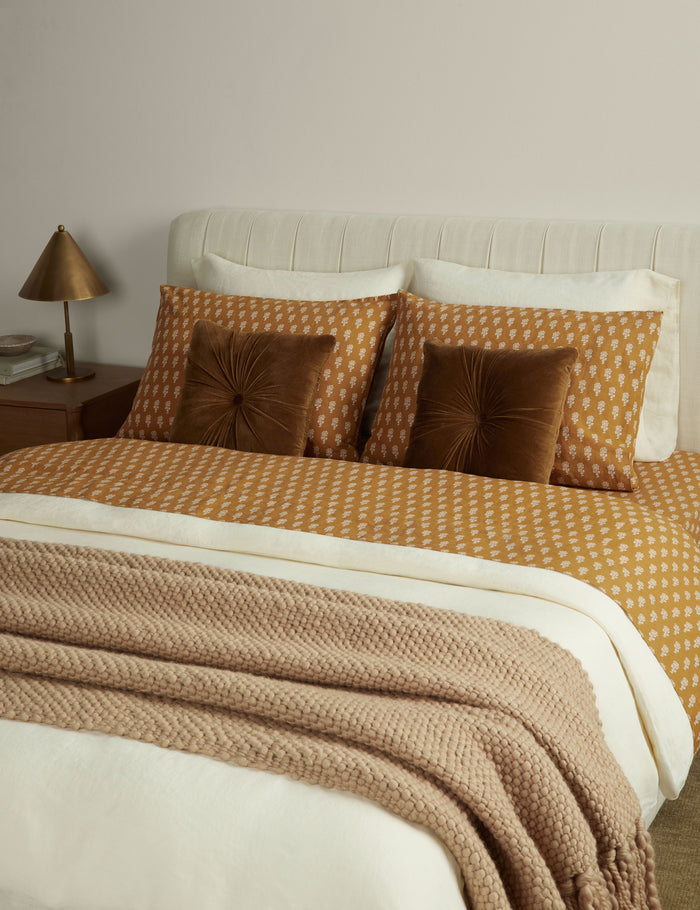 #color::marigold #size::standard #size::king #size::euro