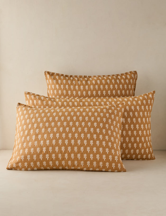 #color::marigold #size::standard #size::king #size::euro
