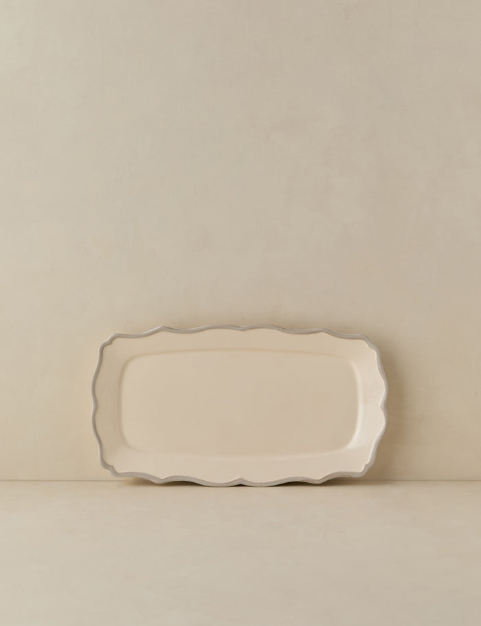 Silvia in Gray / Rectangular Tray