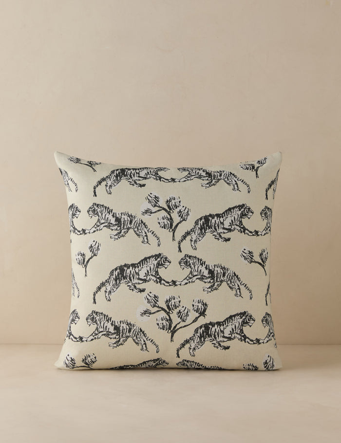#color::ivory #size::18--x-18- #size::20--x-20-