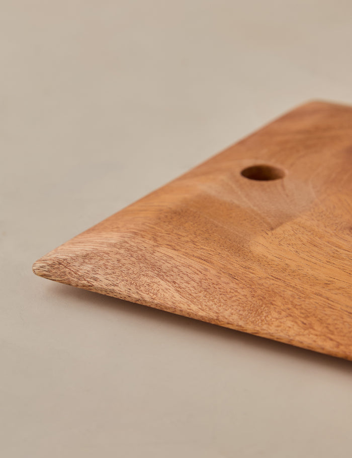 #color::mahogany #size::long