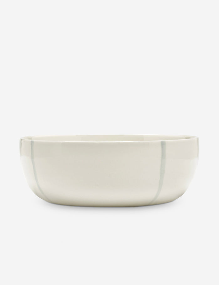 #color::salt #style::bowl